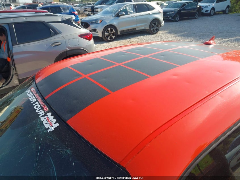 2018 Dodge Challenger VIN 2C3CDZBT5JH161135 IAAI salvage auction — HAIL, Salvage Title, sold $9,200 on 2026-07-30 (photo 6)