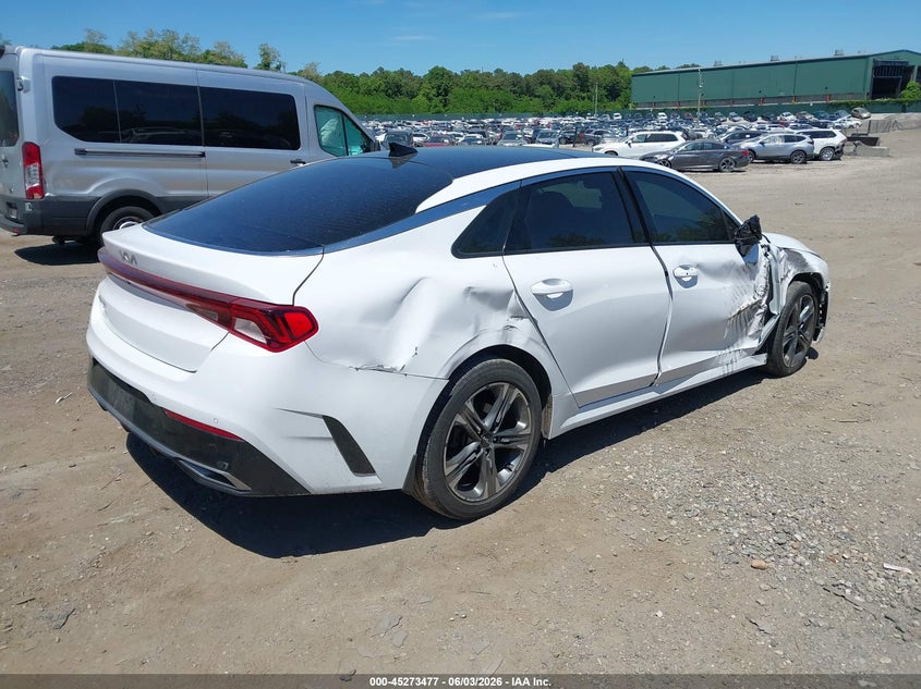 2022 Kia K5 VIN 5XXG34J23NG126209 IAAI salvage auction — RIGHT SIDE, Salvage Title, sold $6,500 on 2026-07-28 (photo 4)