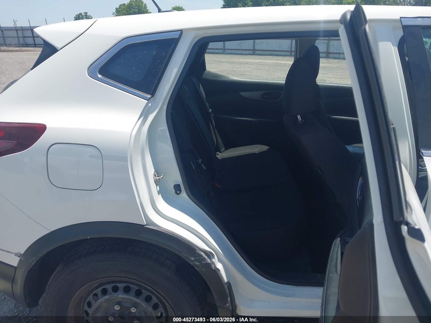 2020 Nissan Rogue VIN JN1BJ1CV7LW266946 IAAI salvage auction — RIGHT SIDE, Salvage Title, sold $3,300 on 2026-07-15 (photo 8)