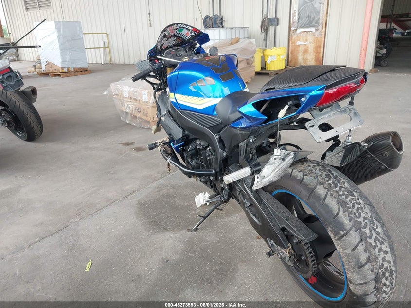 2017 Suzuki Gsx VIN JS1GR7MA6H2100078 IAAI salvage auction — SIDE, Salvage (Texas), sold $1,150 on 2026-07-30 (photo 3)