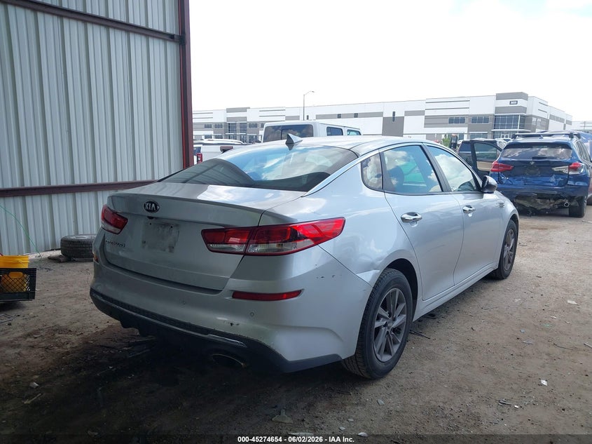 2020 Kia Optima VIN 5XXGT4L30LG432044 IAAI salvage auction — SIDE, Salvage Title, sold $2,400 on 2026-07-10 (photo 4)
