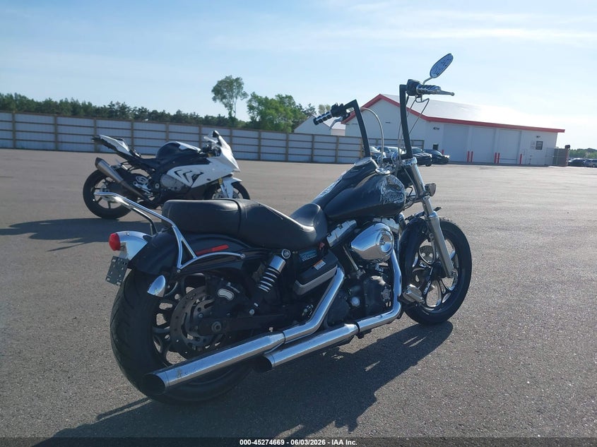 2010 Harley-davidson Fxdb VIN 1HD1GX417AC331149 IAAI salvage auction — SIDE, Salvage (Minnesota), sold $1,000 on 2026-09-03 (photo 4)
