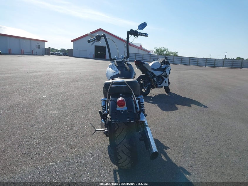 2010 Harley-davidson Fxdb VIN 1HD1GX417AC331149 IAAI salvage auction — SIDE, Salvage (Minnesota), sold $1,000 on 2026-09-03 (photo 6)