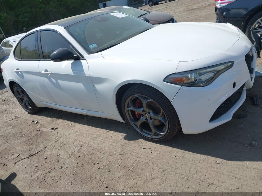 2020 Alfa romeo Giulia VIN ZARFANBNXL7636424 IAAI salvage auction — FRONT END, Salvage Title, sold $25 on 2026-07-28 (photo 1)