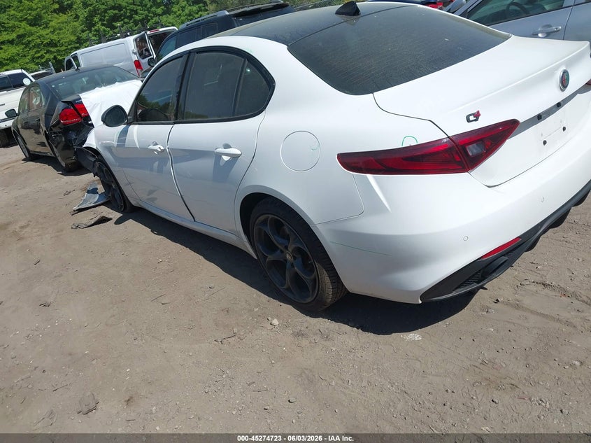 2020 Alfa romeo Giulia VIN ZARFANBNXL7636424 IAAI salvage auction — FRONT END, Salvage Title, sold $25 on 2026-07-28 (photo 3)