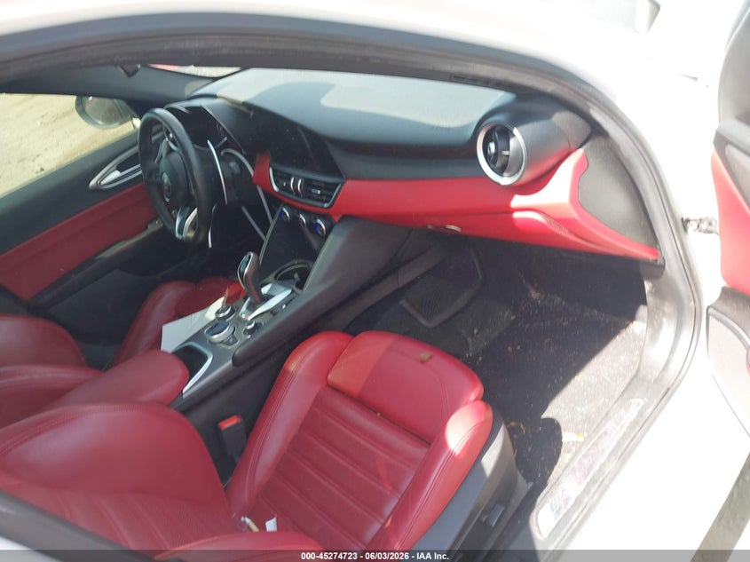 2020 Alfa romeo Giulia VIN ZARFANBNXL7636424 IAAI salvage auction — FRONT END, Salvage Title, sold $25 on 2026-07-28 (photo 5)