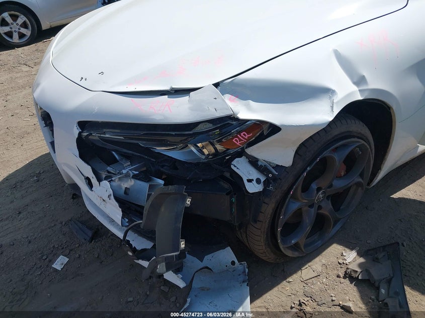 2020 Alfa romeo Giulia VIN ZARFANBNXL7636424 IAAI salvage auction — FRONT END, Salvage Title, sold $25 on 2026-07-28 (photo 6)
