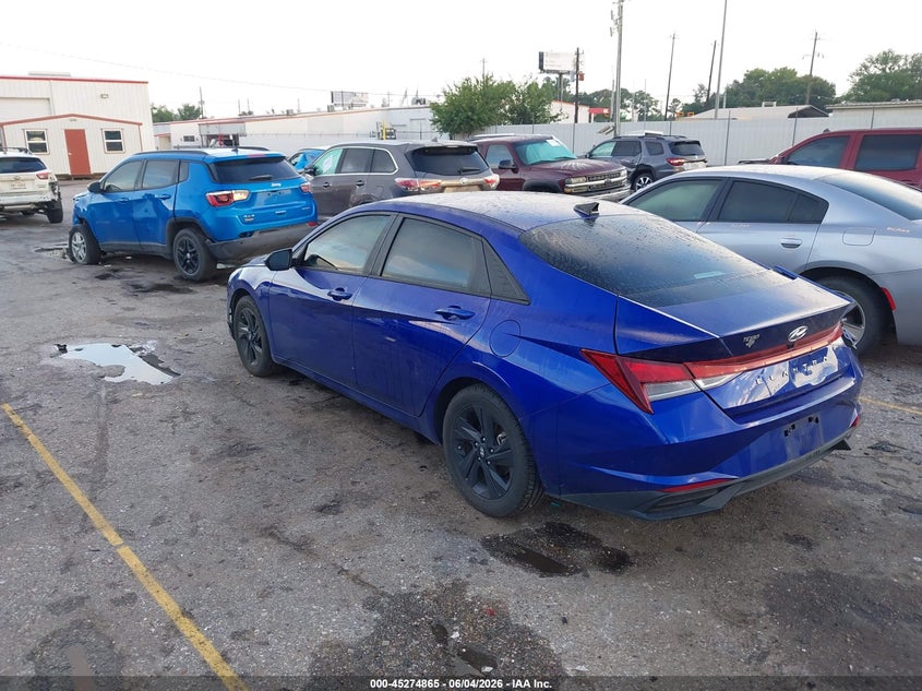 2023 Hyundai Elantra VIN KMHLM4AG3PU439079 IAAI salvage auction — RIGHT SIDE, Salvage Title, sold $4,300 on 2026-07-29 (photo 3)