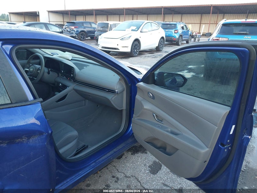 2023 Hyundai Elantra VIN KMHLM4AG3PU439079 IAAI salvage auction — RIGHT SIDE, Salvage Title, sold $4,300 on 2026-07-29 (photo 5)