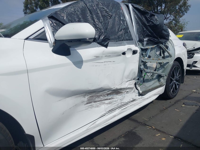 2024 Toyota Camry VIN 4T1G11AK5RU882706 IAAI salvage auction — SIDE, Salvage Title, sold $7,200 on 2026-07-31 (photo 6)