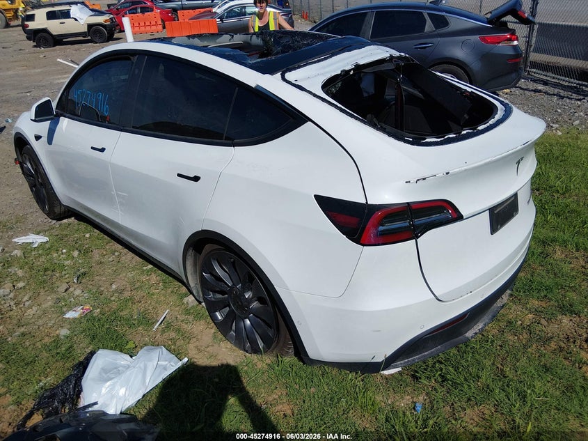 2022 Tesla Model y VIN 7SAYGDEF0NF524473 IAAI salvage auction — RIGHT REAR, Salvage Title, sold $5,600 on 2026-07-23 (photo 3)