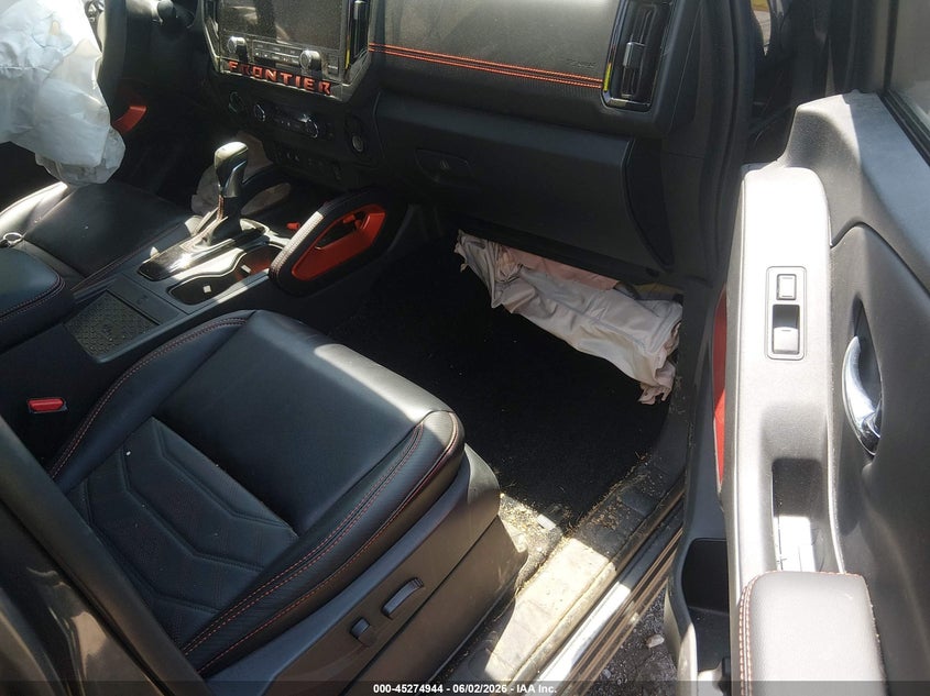 2025 Nissan Navara (frontier) VIN 1N6ED1EK8SN653592 IAAI salvage auction — FRONT END, Salvage Title, sold $9,200 on 2026-07-09 (photo 5)