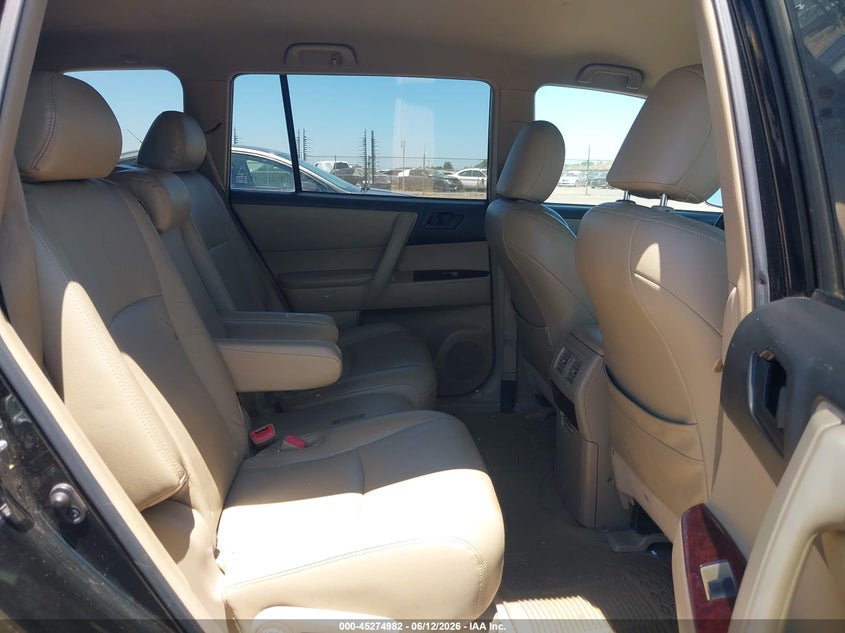 2008 Toyota Highlander VIN JTEDS41A782015861 IAAI salvage auction — NORMAL WEAR, Clear - Dealer Only (California), sold $1,300 on 2026-07-08 (photo 8)