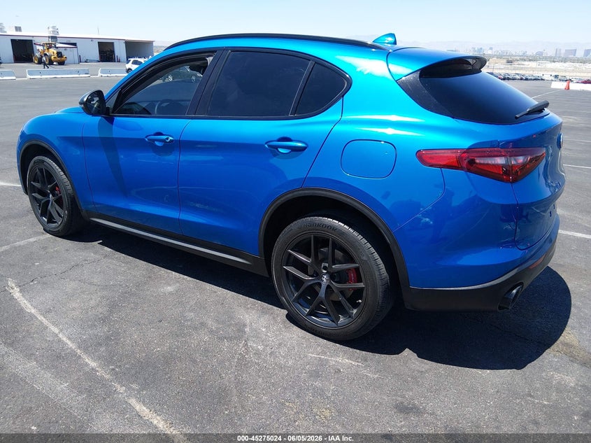 2019 Alfa romeo Stelvio VIN ZASPAJAN5K7C48774 IAAI salvage auction — RIGHT SIDE, Wait Title, sold $6,200 on 2026-09-11 (photo 3)