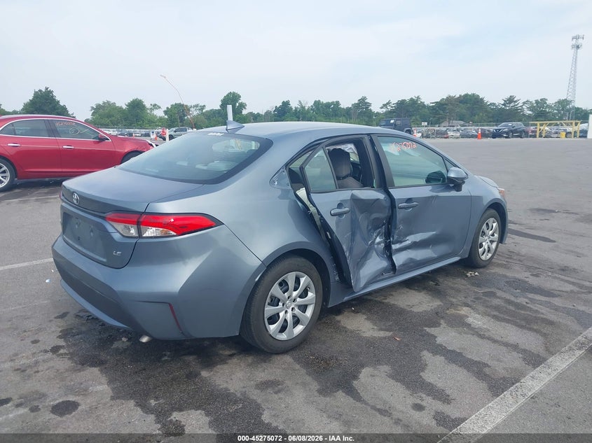 2022 Toyota Corolla VIN 5YFEPMAEXNP378178 IAAI salvage auction — SIDE, Salvage Title, sold $5,350 on 2026-07-17 (photo 4)