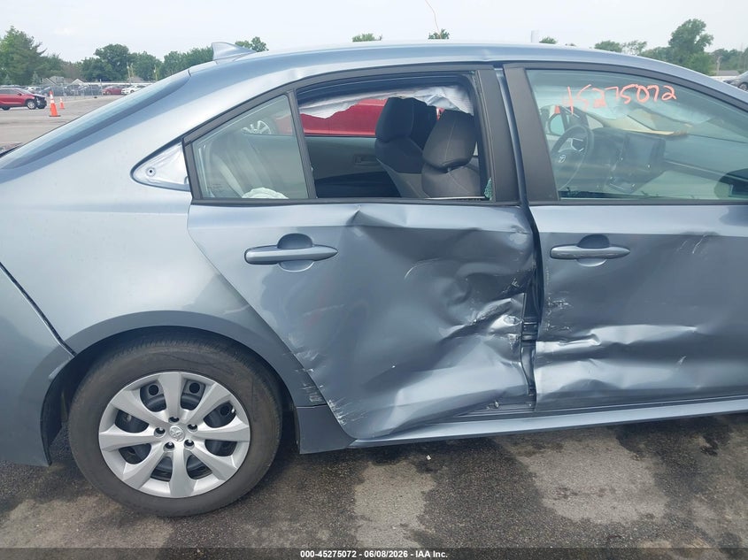 2022 Toyota Corolla VIN 5YFEPMAEXNP378178 IAAI salvage auction — SIDE, Salvage Title, sold $5,350 on 2026-07-17 (photo 6)
