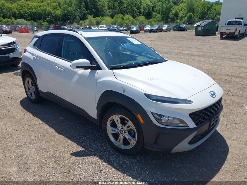 2022 Hyundai Kona VIN KM8K32AB9NU863533 IAAI salvage auction — SIDE, Salvage Title, sold $4,250 on 2026-08-01 (photo 1)