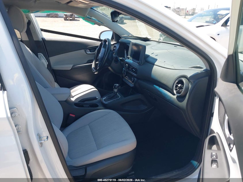 2022 Hyundai Kona VIN KM8K32AB9NU863533 IAAI salvage auction — SIDE, Salvage Title, sold $4,250 on 2026-08-01 (photo 5)