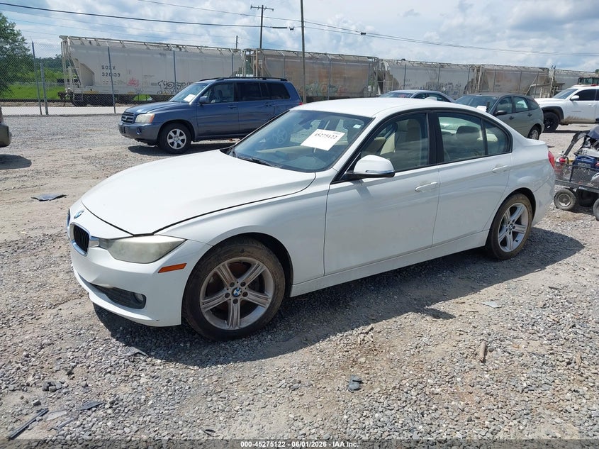 2014 BMW VIN WBA3B1C5XEK134012 IAAI salvage auction — NORMAL WEAR, Salvage Title, sold $325 on 2026-07-17 (photo 2)