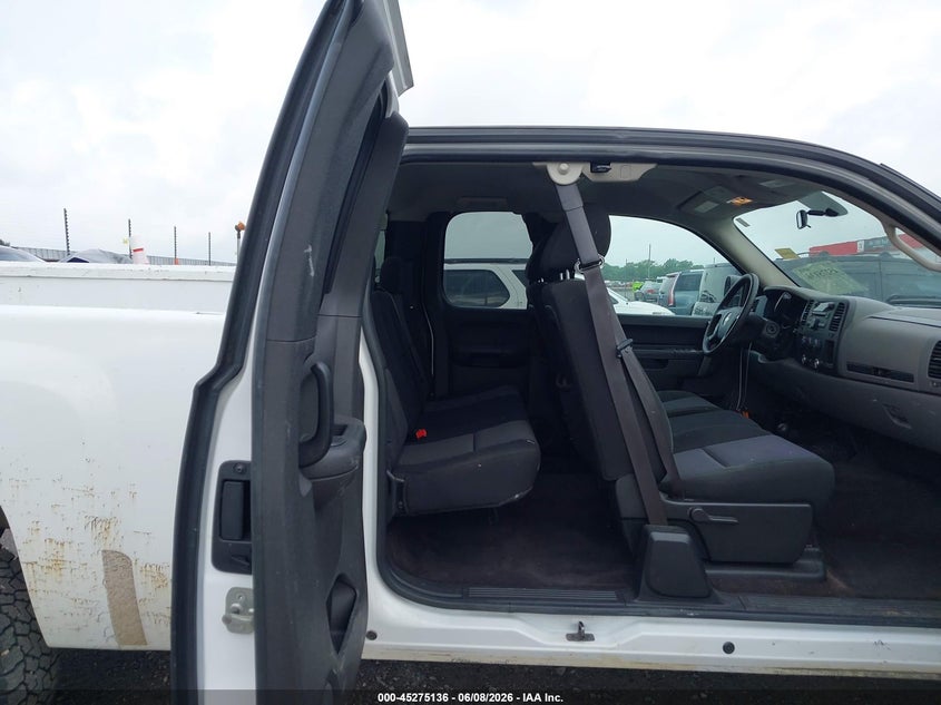 2010 Chevrolet Silverado 1500 VIN 1GCSKREA0AZ240767 IAAI salvage auction — LEFT SIDE, Salvage (Arkansas), sold $1,650 on 2026-08-03 (photo 8)