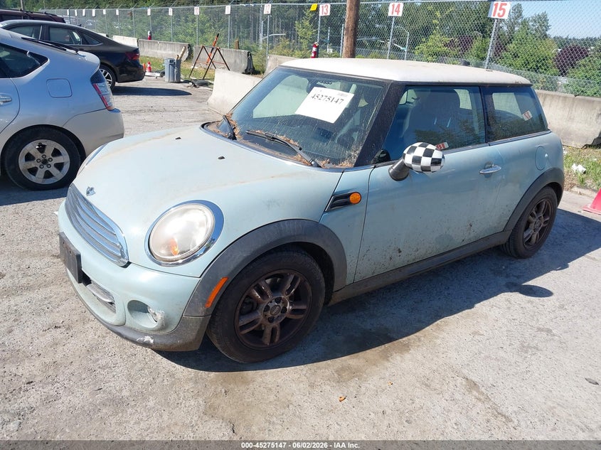 2013 Mini Hard top VIN WMWSU3C53DT686462 IAAI salvage auction — NORMAL WEAR, Clear (Washington), sold $375 on 2026-07-29 (photo 2)