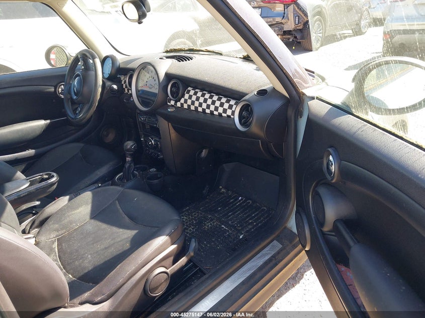 2013 Mini Hard top VIN WMWSU3C53DT686462 IAAI salvage auction — NORMAL WEAR, Clear (Washington), sold $375 on 2026-07-29 (photo 5)