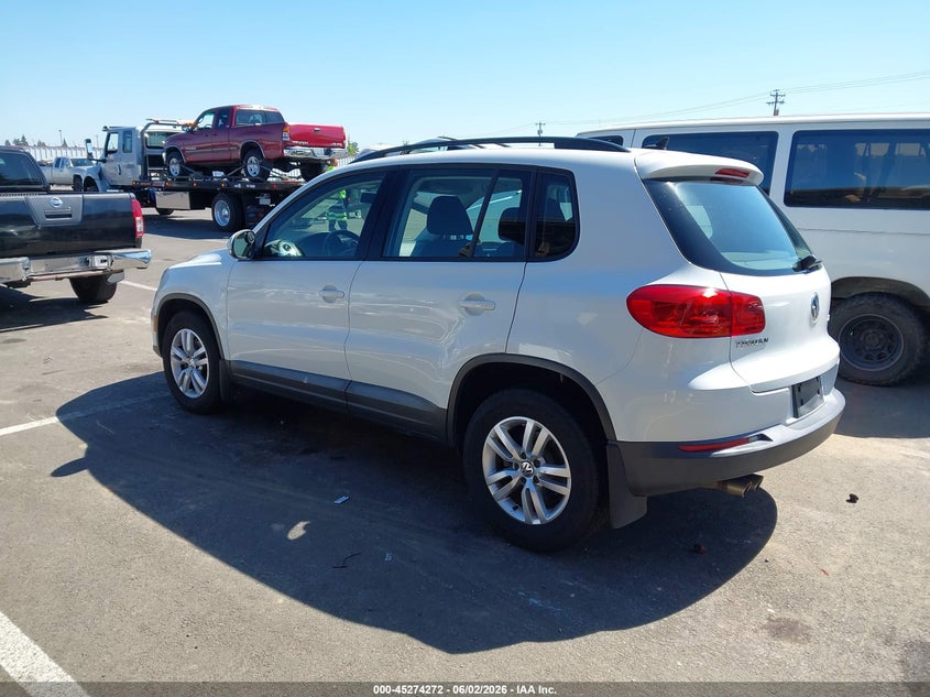 2015 Volkswagen Tiguan VIN WVGAV7AX1FW541473 IAAI salvage auction — RIGHT FRONT, Salvage (Oregon), sold $1,300 on 2026-08-18 (photo 3)
