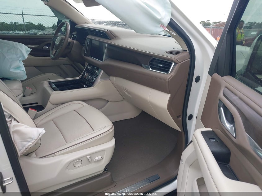 2022 Gmc Yukon VIN 1GKS2DKT9NR184377 IAAI salvage auction — RIGHT SIDE, Salvage Title, sold $31,050 on 2026-07-20 (photo 5)