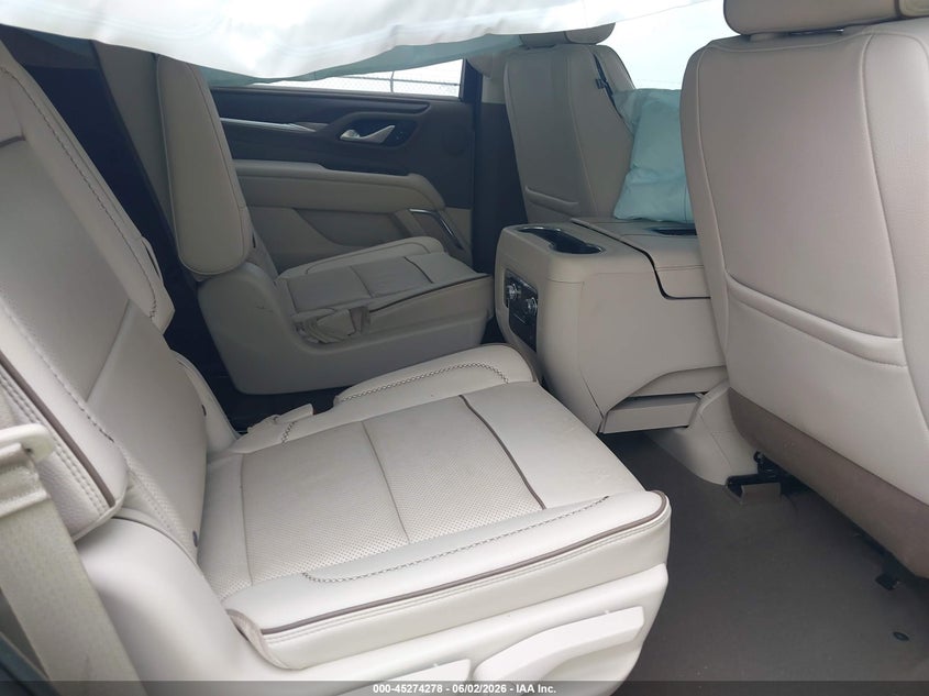 2022 Gmc Yukon VIN 1GKS2DKT9NR184377 IAAI salvage auction — RIGHT SIDE, Salvage Title, sold $31,050 on 2026-07-20 (photo 8)