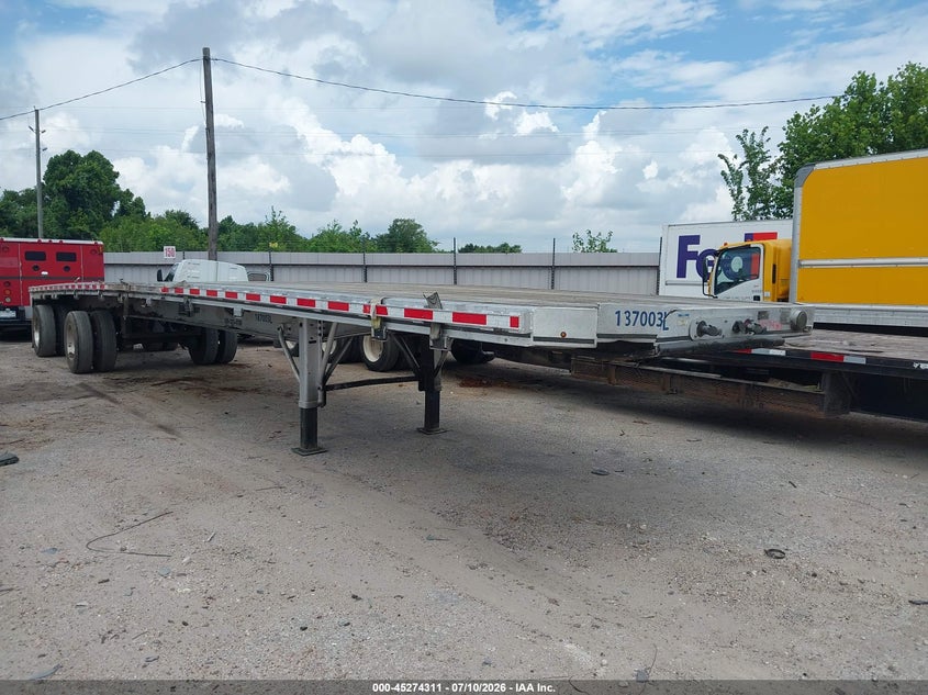 2018 East manufacturing Flatbed VIN 1E1H5Y284JR062930 — IAAI salvage auction photo