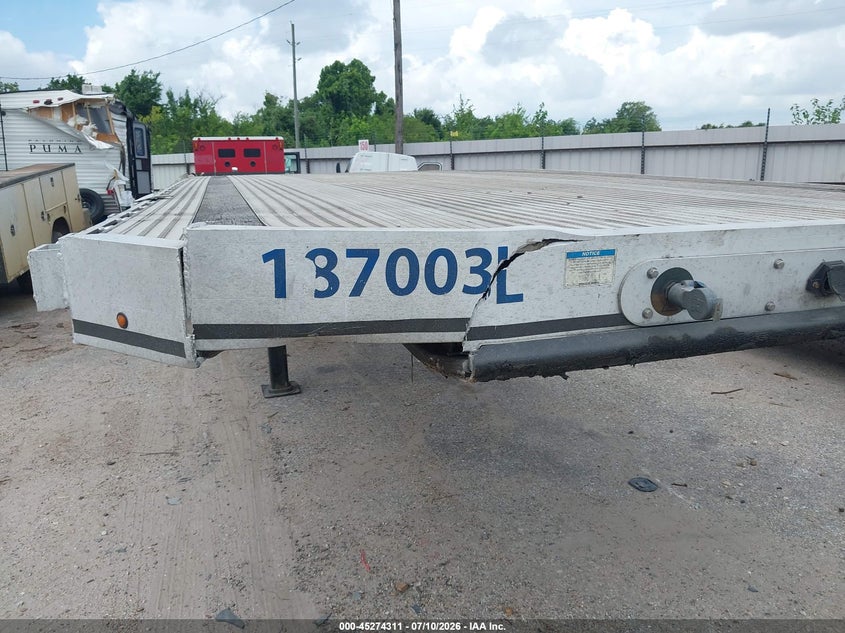 2018 East manufacturing Flatbed VIN 1E1H5Y284JR062930 IAAI salvage auction — FRONT END, Salvage (Texas), sold $8,100 on 2026-08-05 (photo 6)