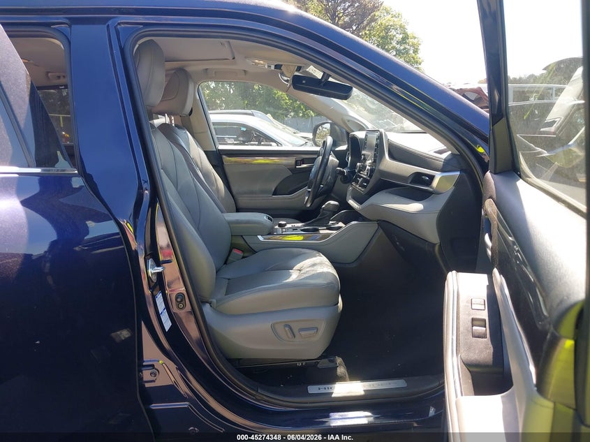 2022 Toyota Highlander VIN 5TDDZRBH8NS162476 IAAI salvage auction — RIGHT SIDE, Salvage Title, sold $15,400 on 2026-07-14 (photo 5)