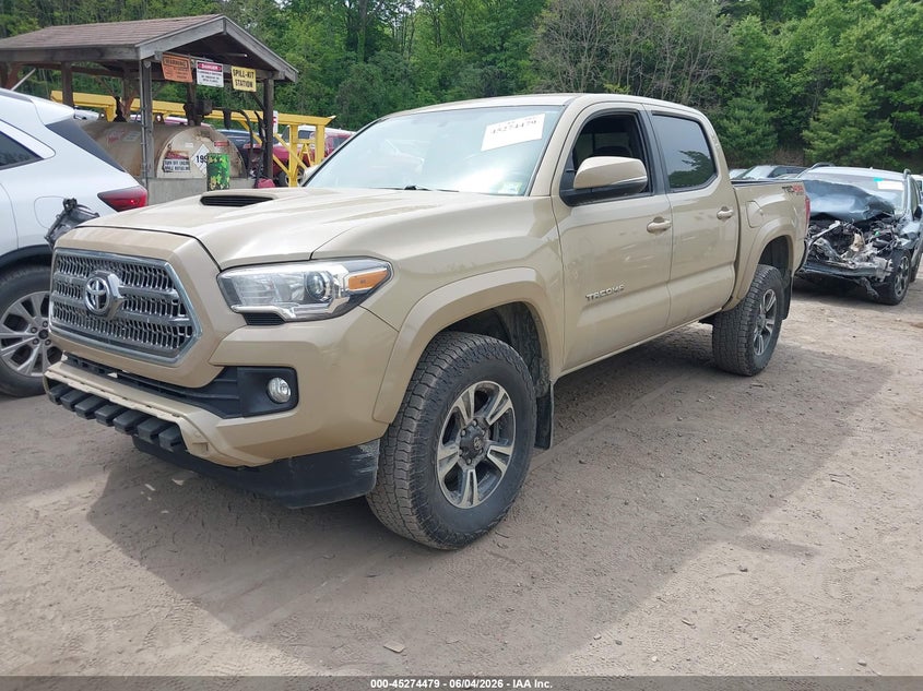 2017 Toyota Tacoma VIN 3TMCZ5AN6HM067043 IAAI salvage auction — FRONT END, Salvage (Vermont), sold $10,300 on 2026-08-01 (photo 2)
