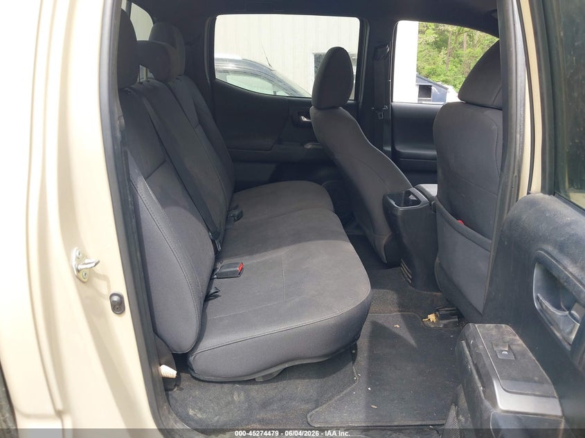 2017 Toyota Tacoma VIN 3TMCZ5AN6HM067043 IAAI salvage auction — FRONT END, Salvage (Vermont), sold $10,300 on 2026-08-01 (photo 8)