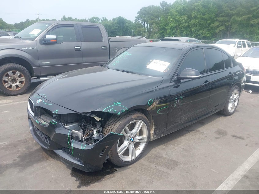 2013 BMW 3er VIN WBA3B9C51DF801023 IAAI salvage auction — FRONT END, Salvage Title, sold $2,100 on 2026-07-29 (photo 2)