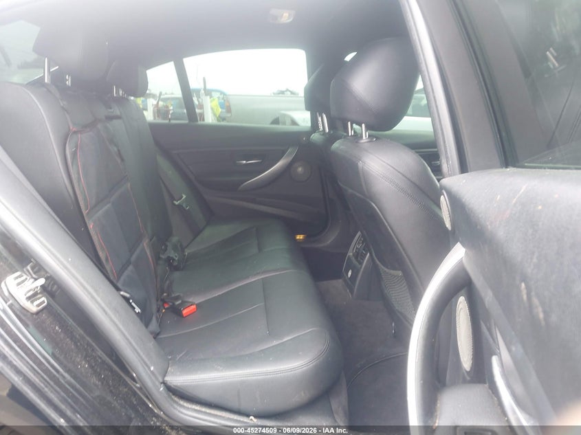 2013 BMW 3er VIN WBA3B9C51DF801023 IAAI salvage auction — FRONT END, Salvage Title, sold $2,100 on 2026-07-29 (photo 8)