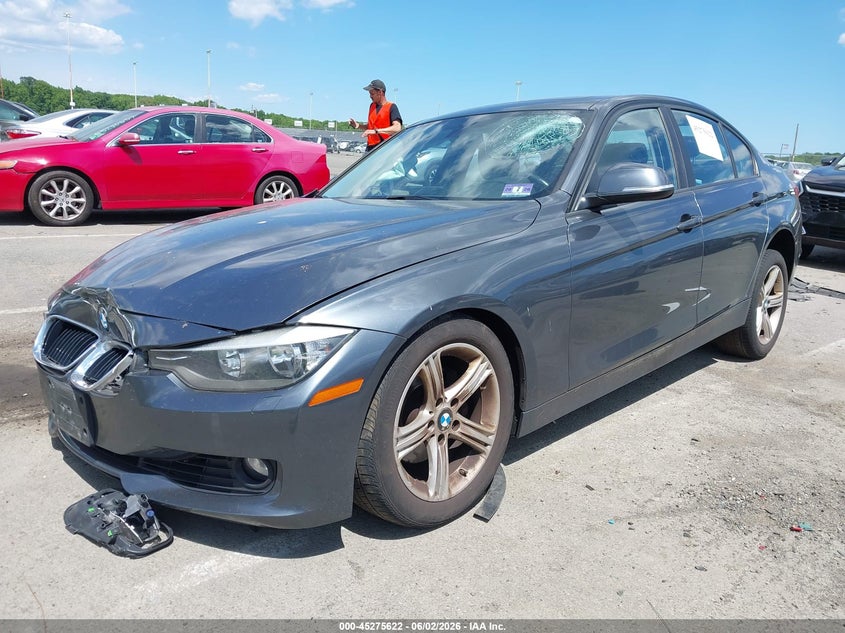 2015 BMW 3er VIN WBA3B5G50FNS15568 IAAI salvage auction — FRONT END, Salvage Title, sold $1,225 on 2026-07-27 (photo 2)