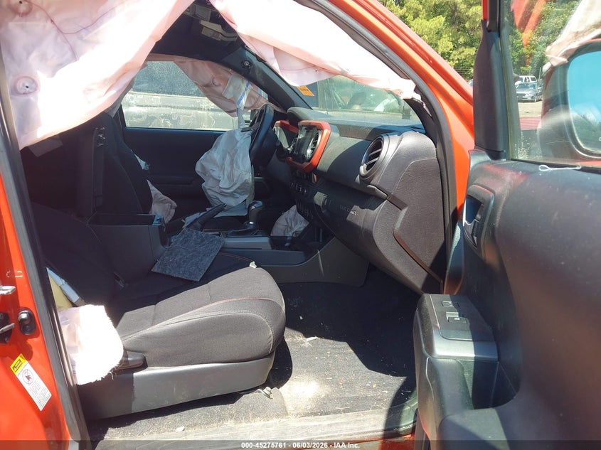 2016 Toyota Tacoma VIN 5TFSZ5ANXGX006198 IAAI salvage auction — FRONT END, Salvage Title, sold $4,500 on 2026-07-22 (photo 5)