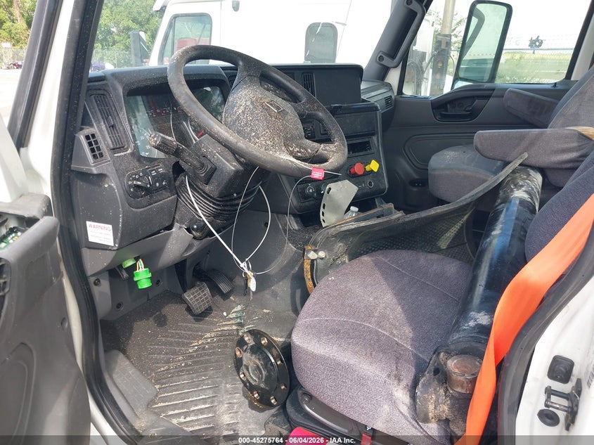 2019 International VIN 3HCDZAPR3KL539819 IAAI salvage auction — LEFT SIDE, Original (Texas), sold $7,600 on 2026-07-08 (photo 7)