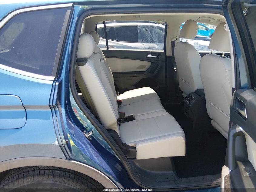 2018 Volkswagen Tiguan VIN 3VV3B7AX8JM047238 IAAI salvage auction — RIGHT FRONT, Salvage (Tennessee), sold $3,400 on 2026-07-29 (photo 8)