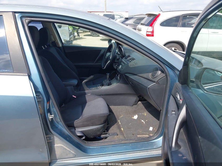 2011 Mazda 3 VIN JM1BL1UF3B1449772 IAAI salvage auction — NORMAL WEAR, Original (Texas), sold $300 on 2026-07-07 (photo 5)