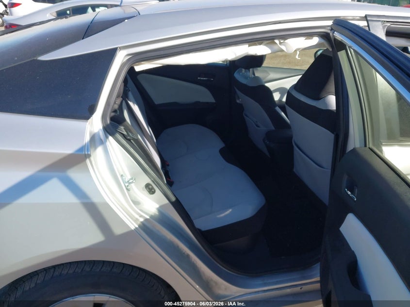2019 Toyota Prius VIN JTDKARFU5K3101086 IAAI salvage auction — RIGHT SIDE, Salvage Title, sold $3,250 on 2026-07-10 (photo 8)