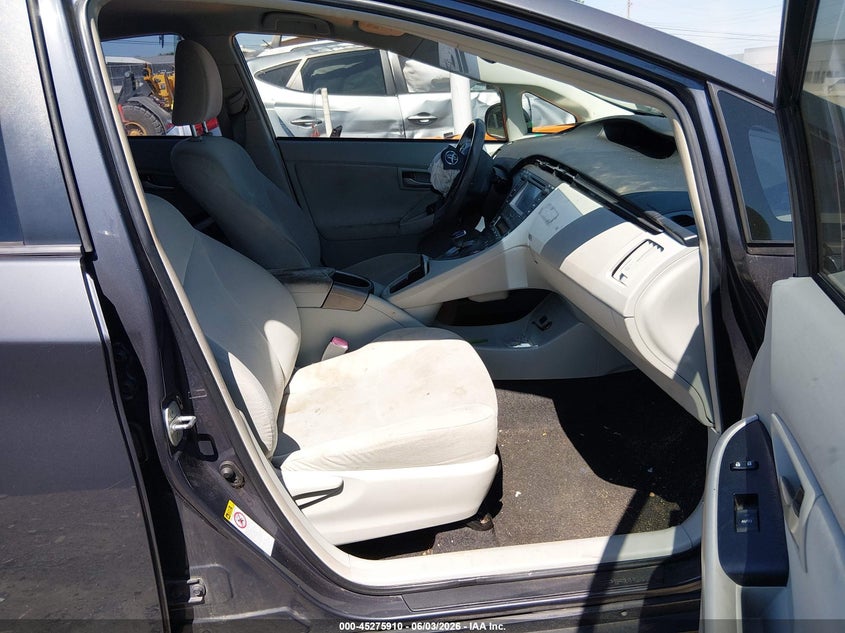 2012 Toyota Prius VIN JTDKN3DU5C1527345 IAAI salvage auction — RIGHT FRONT, Salvage Title, sold $225 on 2026-07-09 (photo 5)
