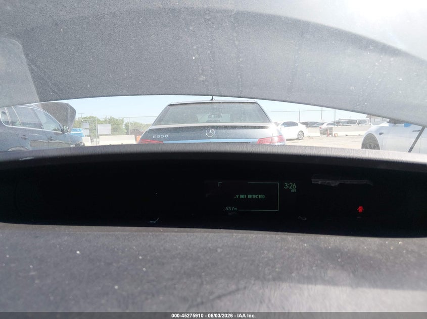 2012 Toyota Prius VIN JTDKN3DU5C1527345 IAAI salvage auction — RIGHT FRONT, Salvage Title, sold $225 on 2026-07-09 (photo 7)