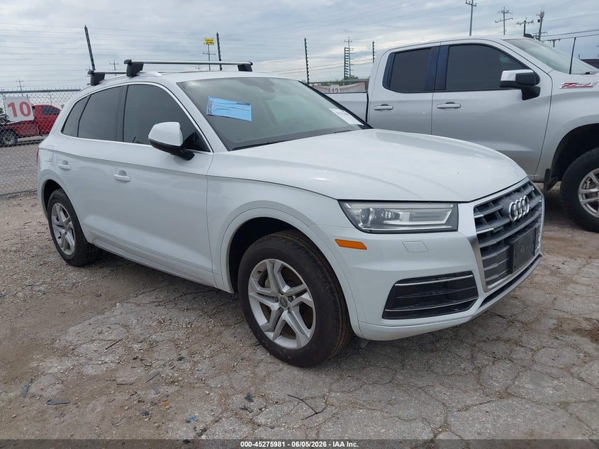 2019 Audi Q5 VIN WA1ANAFYXK2045215 IAAI salvage auction — WATER/FLOOD, Salvage Title, sold $3,350 on 2026-07-29 (photo 1)