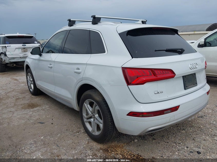 2019 Audi Q5 VIN WA1ANAFYXK2045215 IAAI salvage auction — WATER/FLOOD, Salvage Title, sold $3,350 on 2026-07-29 (photo 3)