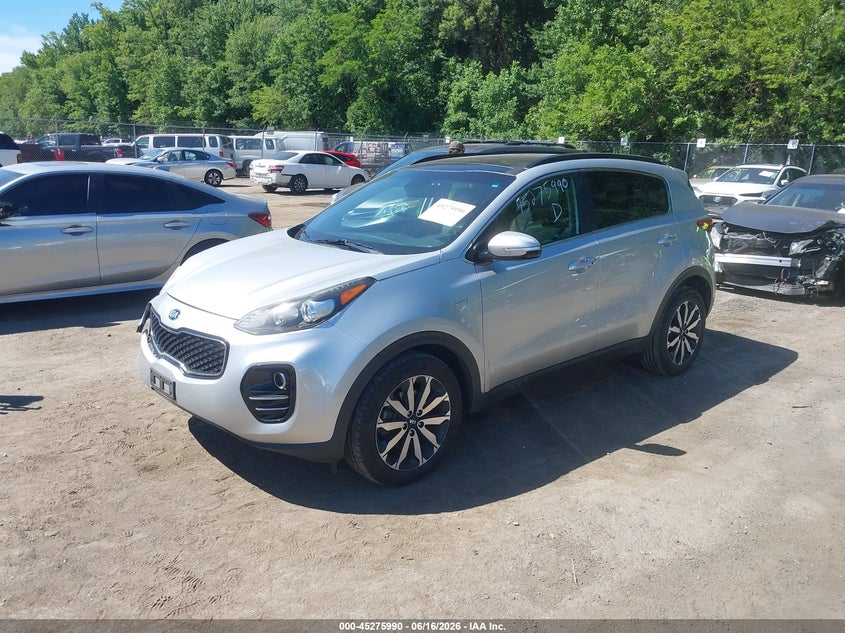2018 Kia Sportage VIN KNDPNCAC2J7422631 IAAI salvage auction — RIGHT FRONT, Salvage - Greater Than 75% (Maryland), sold $2,500 on 2026-07-11 (photo 2)