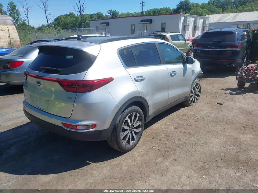 2018 Kia Sportage VIN KNDPNCAC2J7422631 IAAI salvage auction — RIGHT FRONT, Salvage - Greater Than 75% (Maryland), sold $2,500 on 2026-07-11 (photo 4)