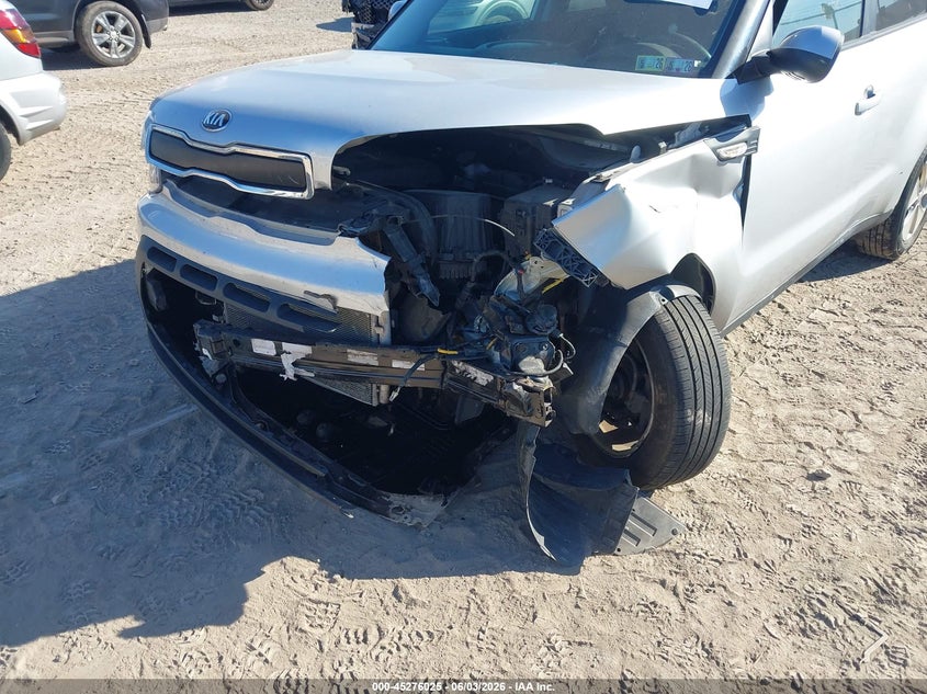 2014 Kia Soul VIN KNDJN2A28E7737415 IAAI salvage auction — LEFT FRONT, Salvage (Idaho), sold $25 on 2026-07-28 (photo 6)