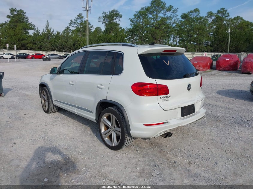 2016 Volkswagen Tiguan VIN WVGAV7AXXGW082722 IAAI salvage auction — REAR END, Salvage Title, sold $2,550 on 2026-07-30 (photo 3)